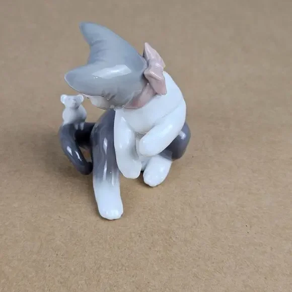Lladro Cat And Mouse Porcelain Figurine Handmade in Spain Pink Bow Decor Gray - Picture 3 of 9